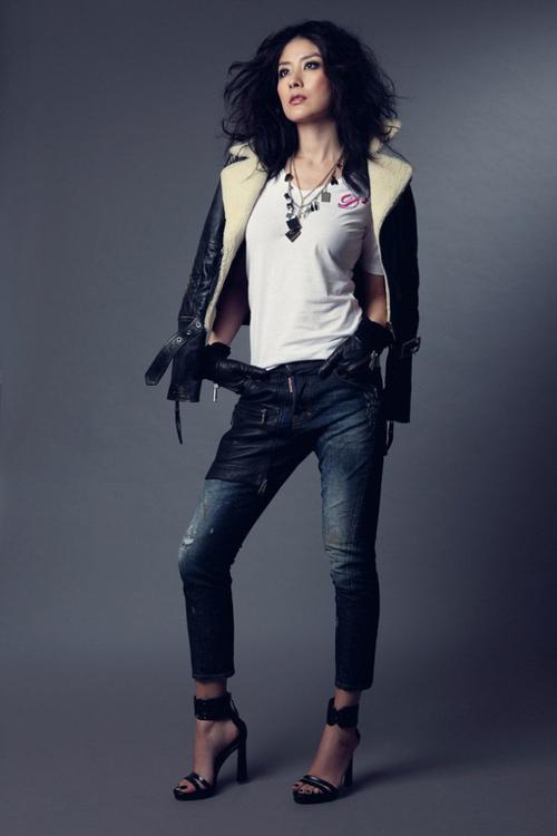 秀婷程仪不停地呻吟